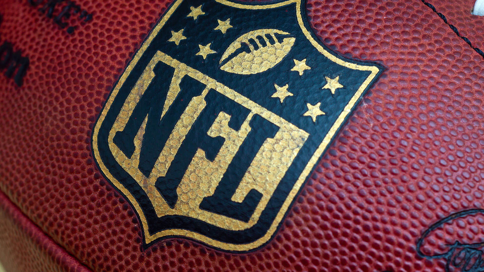 NFL-  deal will bring highlight videos & related news directly into  Google search results