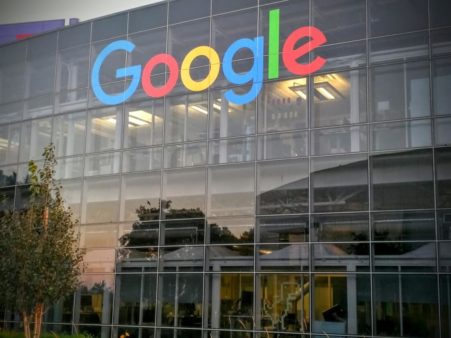 New-Logo-Up-At-GooglePlex