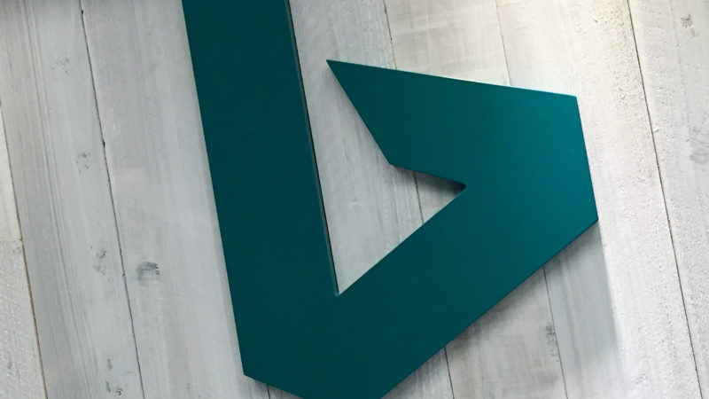 Bing Logo Woodsign3 1920