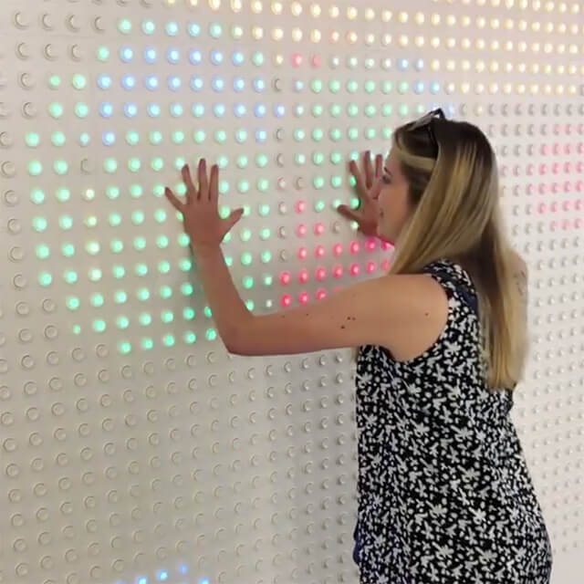 Google Interactive Light Wall 1531431348