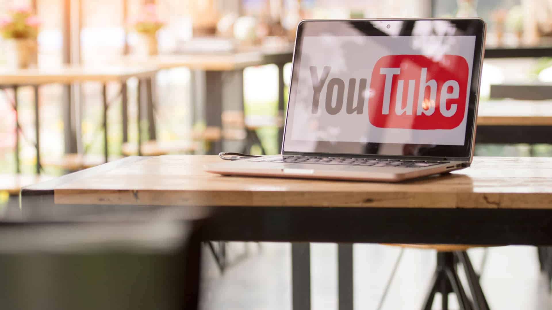 YouTube Search from Comments: New test adds links to keywords