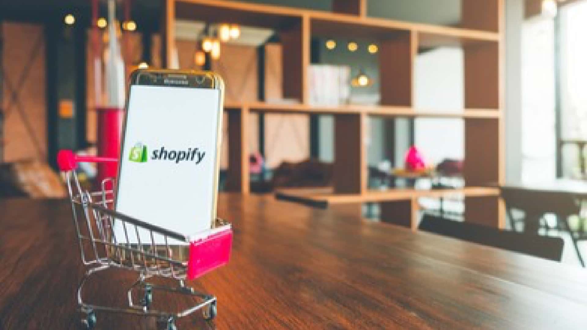 Shopify is testing a new universal search feature