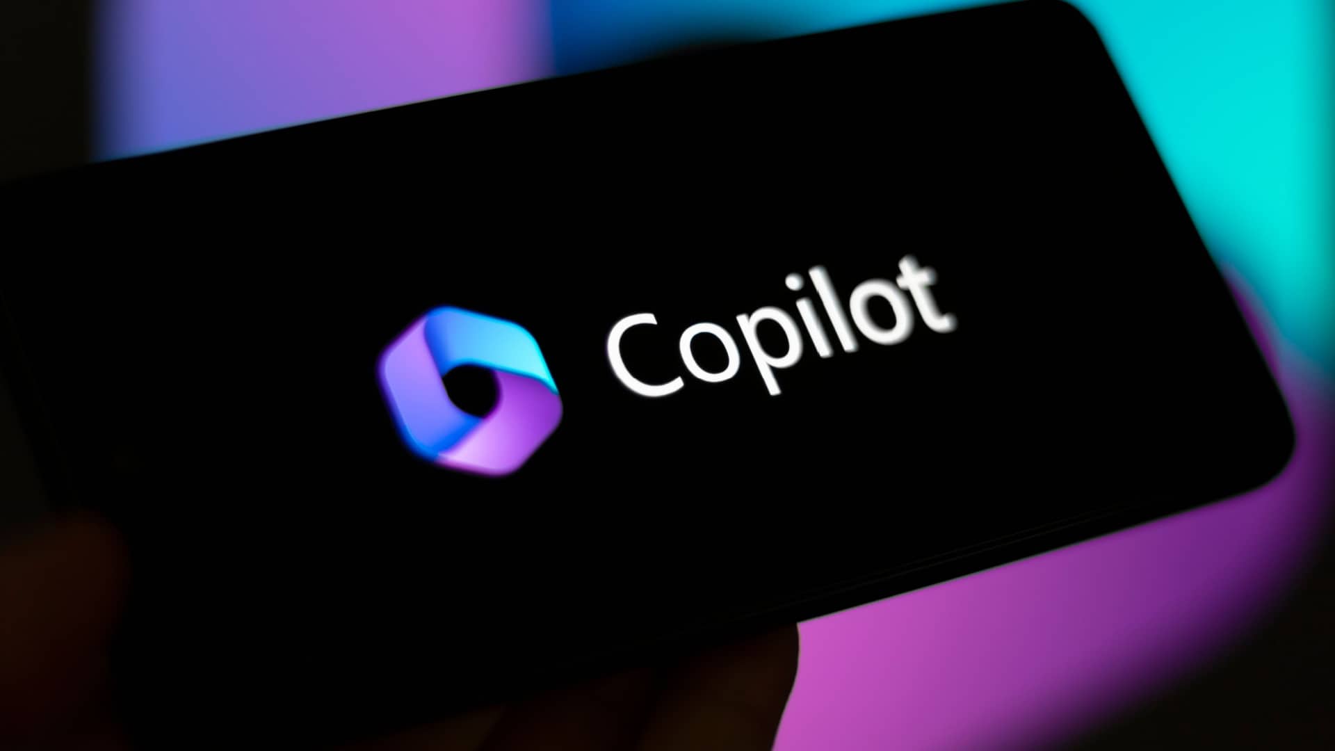 Microsoft makes Copilot available to all advertisers