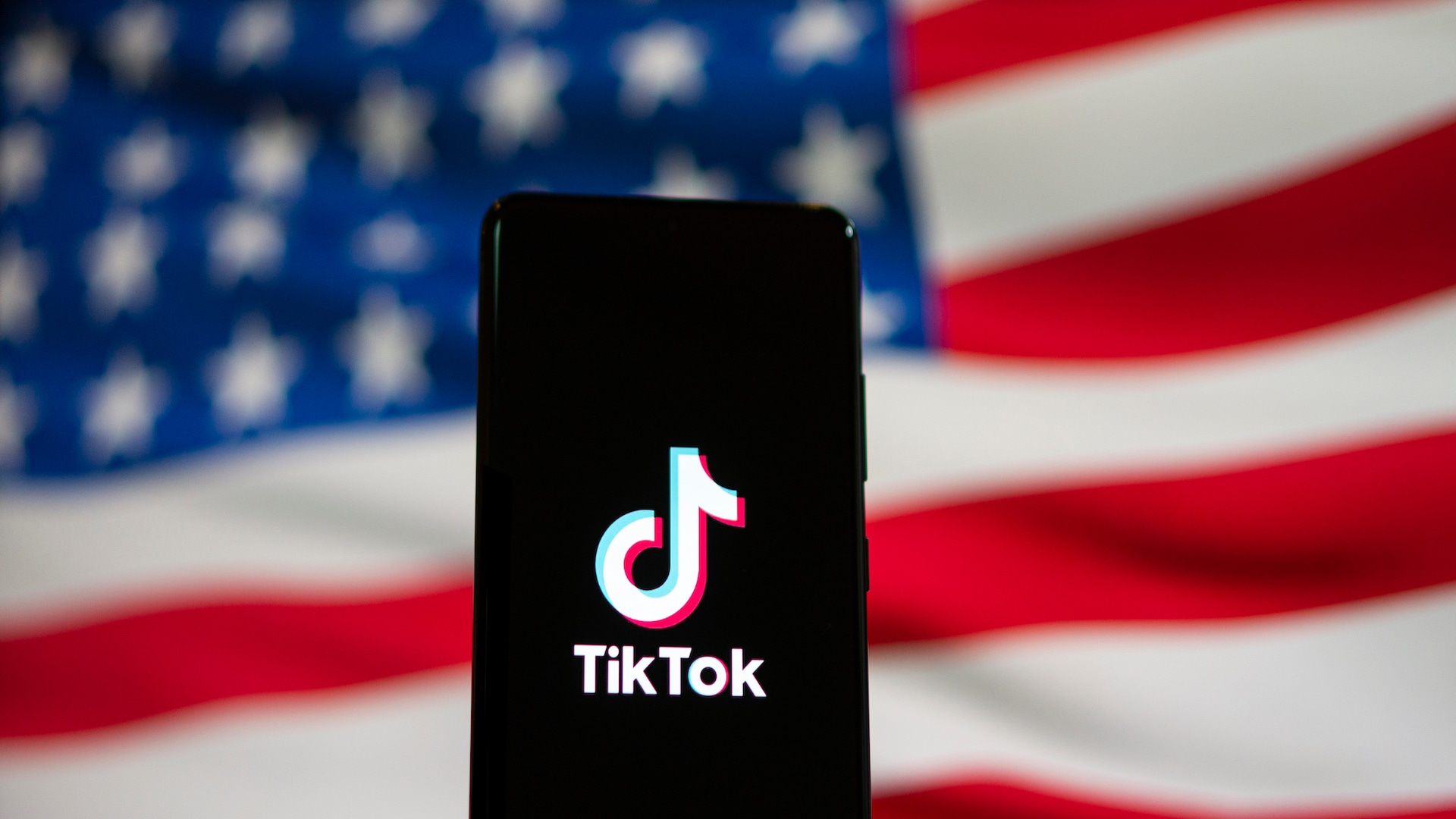 #TikTok sell or ban bill becomes law