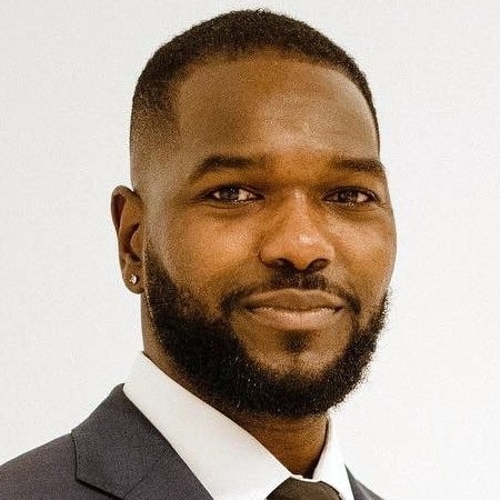 Julian Hooks